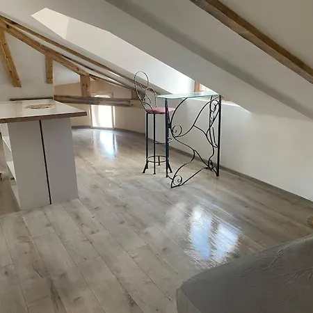 Apartment Bohemian House Kapana *